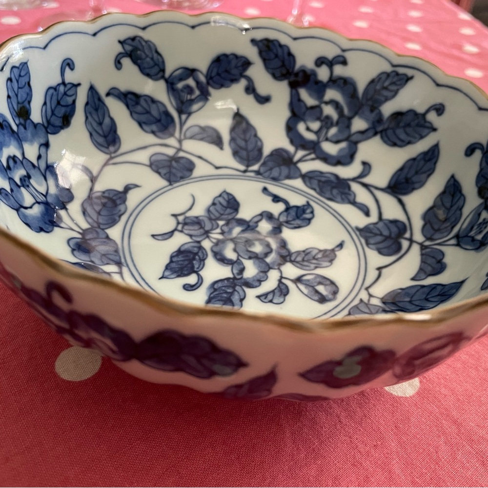 Asian Kobachi Blue White Floral Scalloped Bowl Japan